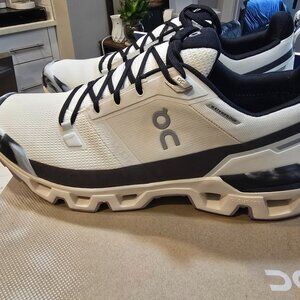 On Cloudwander Waterproof Shoes Men's 12 Alpine Ivory / Black Running Hiking NEW